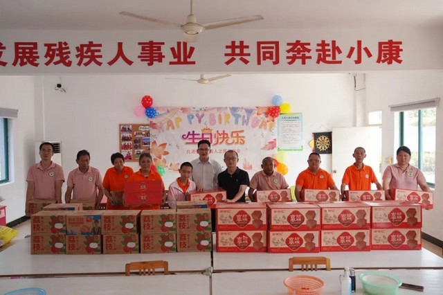 0d45bac0ff83d48b0890b7fbeb44d7fd.jpg 0d45bac0ff83d48b0890b7fbeb44d7fd.jpg